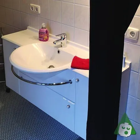 Floor With Private Entrance Apartman *